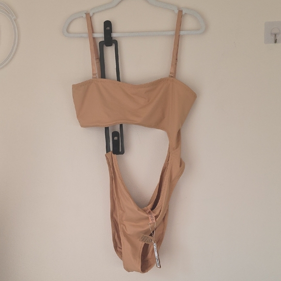 SKIMS Other - SKIMS Tan Women's Swim 2X